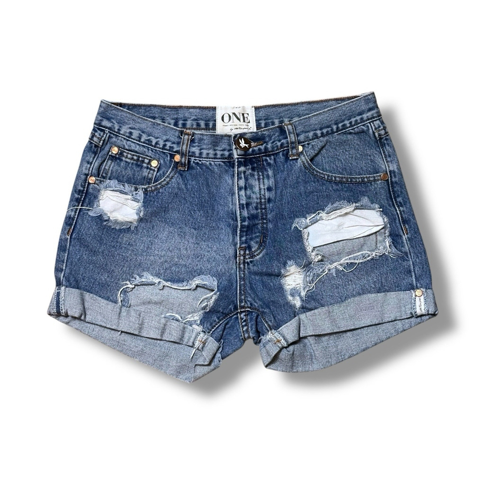 One Teaspoon 26 Denim Distressed Chargers Shorts Rolled Hem Mid Rise 3” Inseam